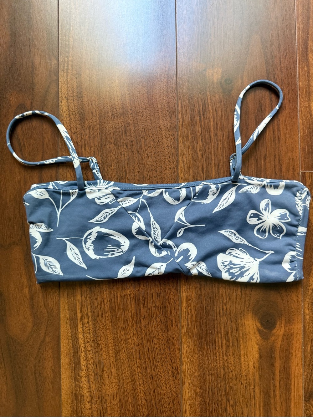 Midori Blue Floral Bikini Top / Small / EUC! ☀️